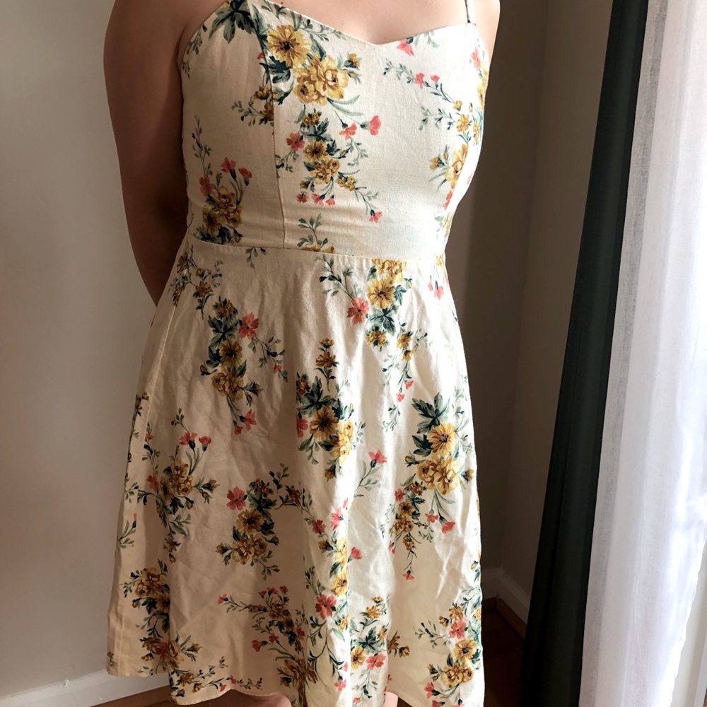 NWT Old Navy Cami Floral Fit & Flare Dress M